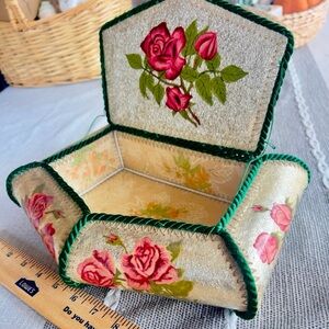 Vintage 1940’s Handmade Greeting Card Trinket, Notions Box Rose Folk Art